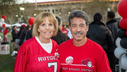 Stuart and Debbie Slamowitz are avid Rutgers football fans who have attended all three Scarlet Knights games played in their adopted home state of California since 1999, including the recent game against USC.