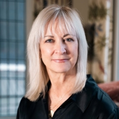 DOMONKOS headshot